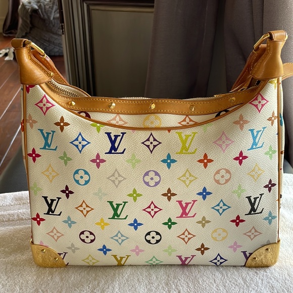 Louis Vuitton Boulogne - Picture 5 of 17